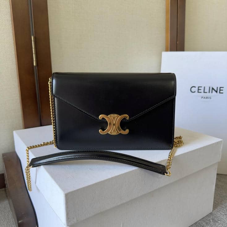 CUIR TRIOMPHE 19.5cm3